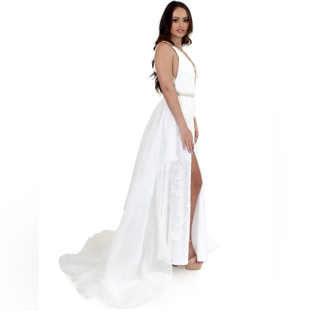 Marc Defang White Beaded Dress Evening Gown with Overskirt – 6 US